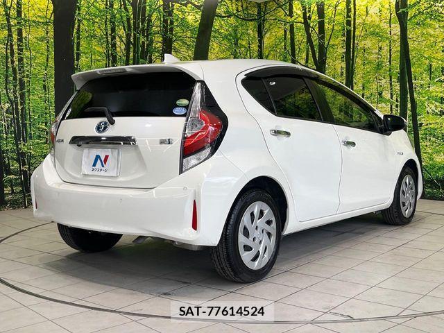 Toyota AQUA 2018-11 8740397-16