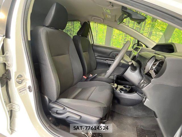 Toyota AQUA 2018-11 8740397-7