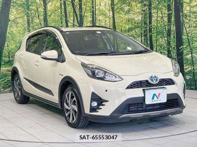 Toyota AQUA 2017-11 8779468-15