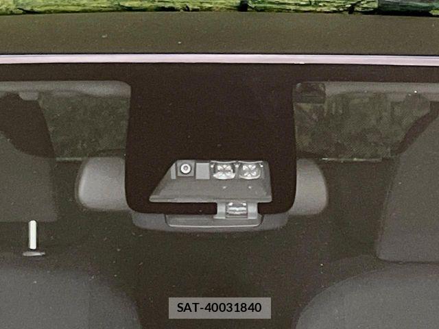 Toyota AQUA 2017-06 8779471-4