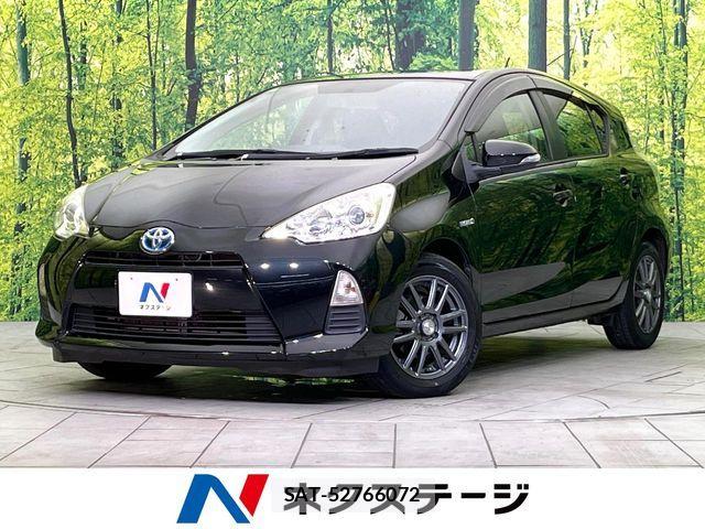 Toyota AQUA 2013-11 8779494-0