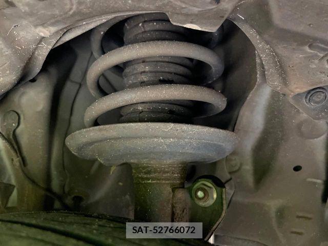 Toyota AQUA 2013-11 8779494-18
