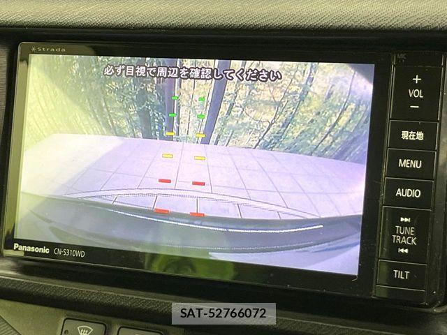 Toyota AQUA 2013-11 8779494-3