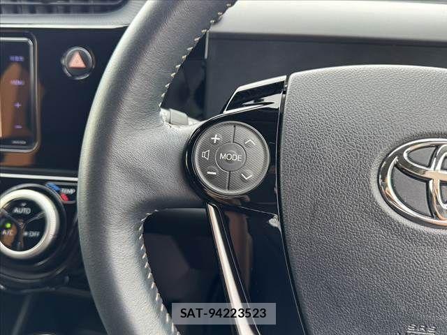 Toyota AQUA 2018-01 8779467-23