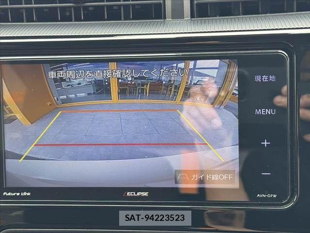 Toyota AQUA 2018-01 8779467-2