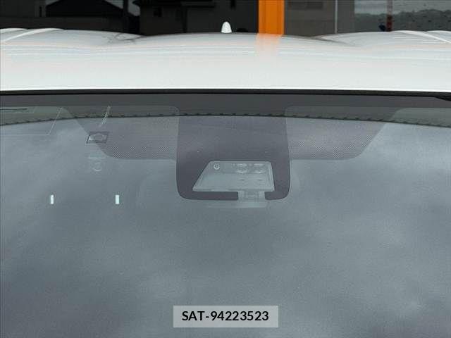 Toyota AQUA 2018-01 8779467-29