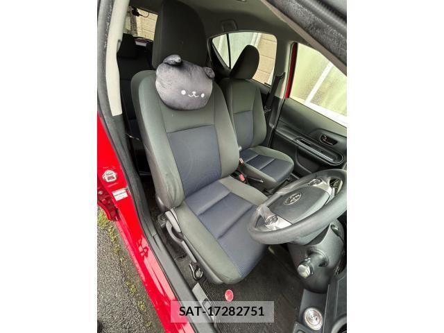 Toyota AQUA 2015-12 8779506-15