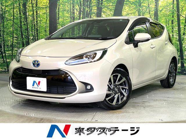 Toyota AQUA 2023-02 8779457-0