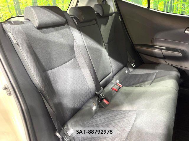 Toyota AQUA 2023-02 8779457-10