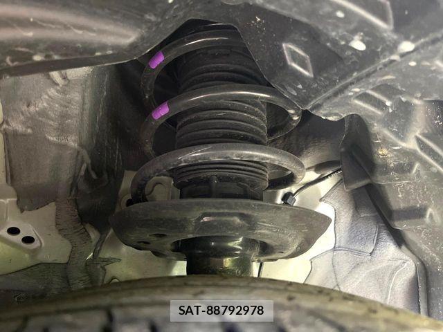 Toyota AQUA 2023-02 8779457-18