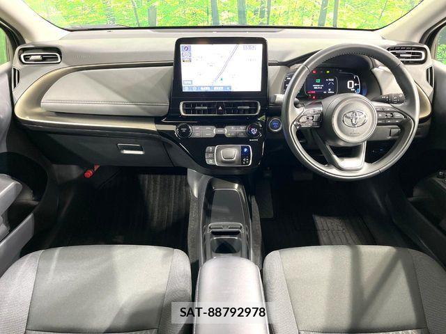 Toyota AQUA 2023-02 8779457-1