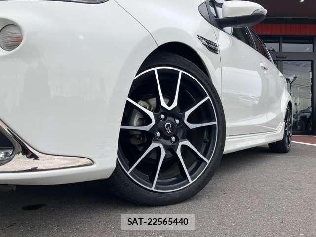 Toyota AQUA 2014-10 8779462-12
