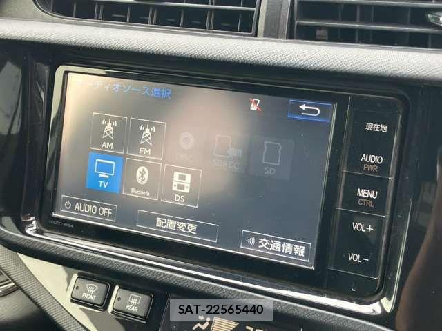 Toyota AQUA 2014-10 8779462-3