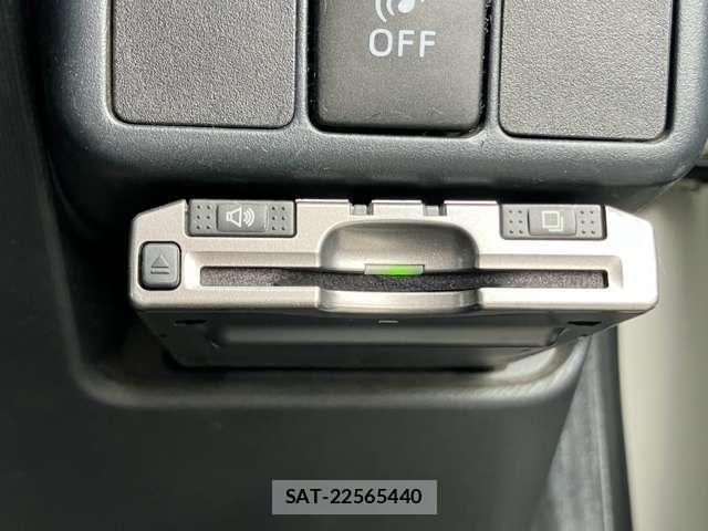 Toyota AQUA 2014-10 8779462-4