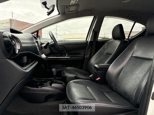 Toyota AQUA 2015-01 8779495-12
