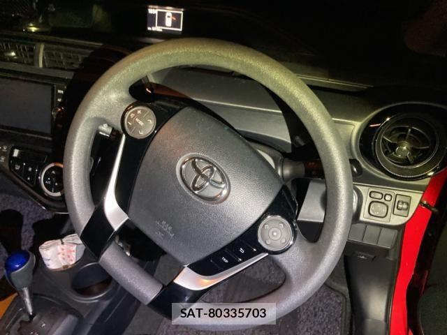Toyota AQUA 2017-07 8779493-17