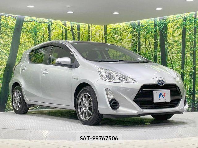 Toyota AQUA 2016-01 8779479-16