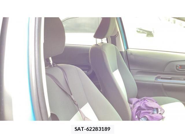 Toyota AQUA 2014-08 8779503-9