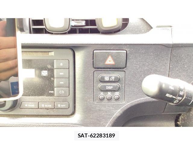 Toyota AQUA 2014-08 8779503-14