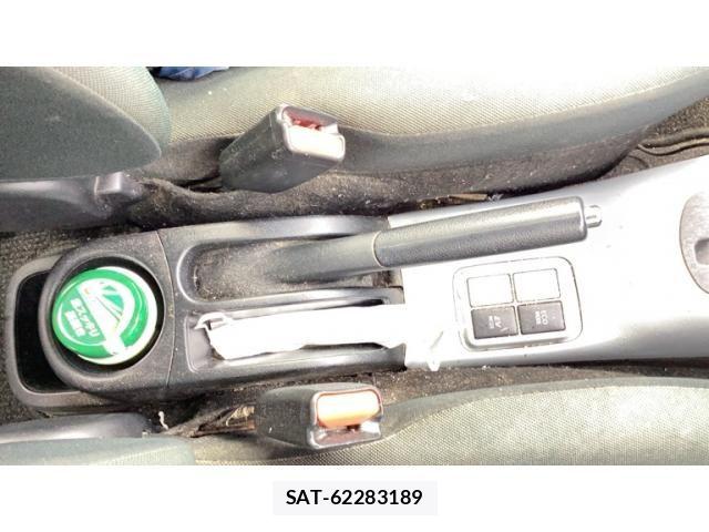 Toyota AQUA 2014-08 8779503-18