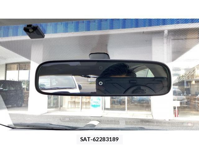 Toyota AQUA 2014-08 8779503-20