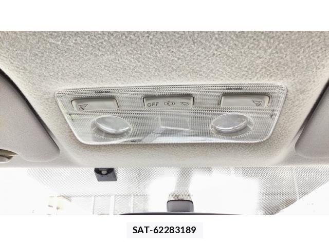 Toyota AQUA 2014-08 8779503-21