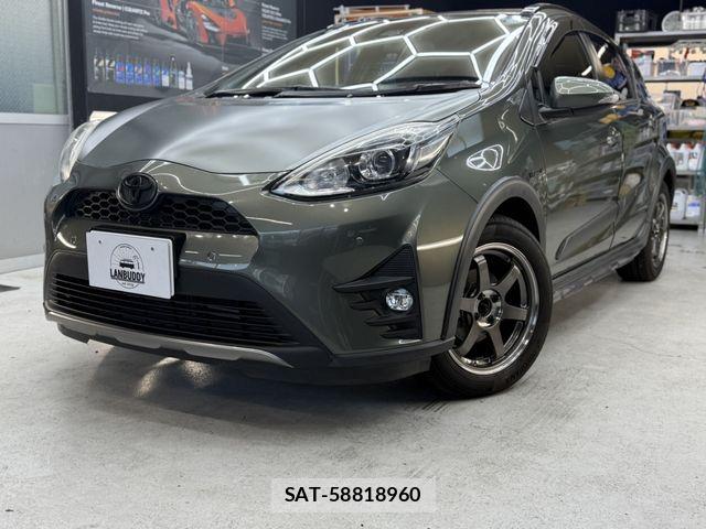 Toyota AQUA 2019-04 8779461-0