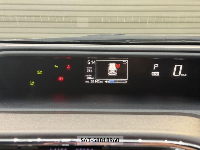 Toyota AQUA 2019-04 8779461-9
