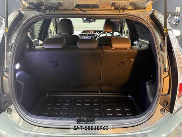 Toyota AQUA 2019-04 8779461-19