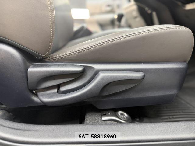 Toyota AQUA 2019-04 8779461-25
