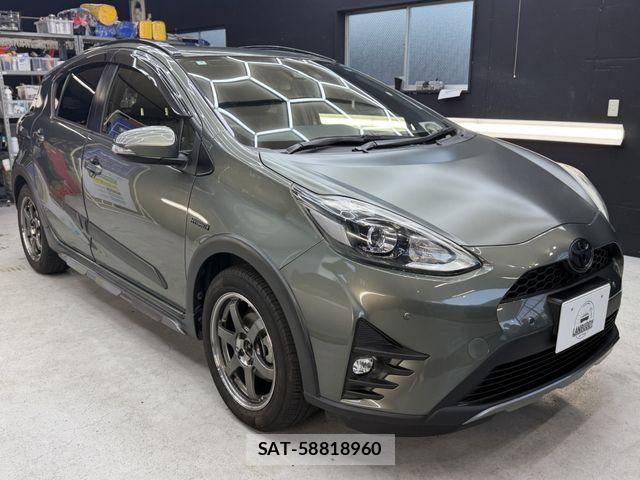 Toyota AQUA 2019-04 8779461-3