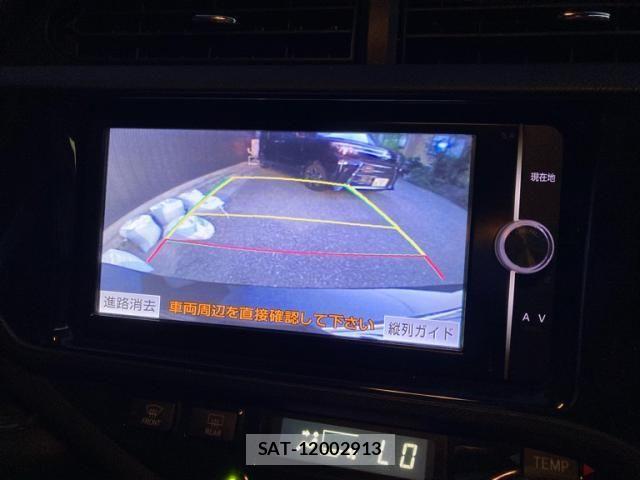 Toyota AQUA 2014-08 8779475-13