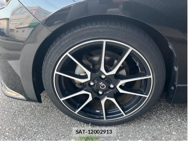 Toyota AQUA 2014-08 8779475-4