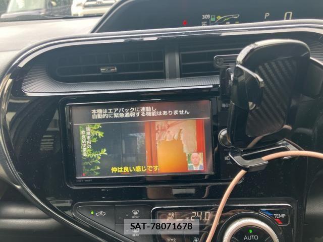 Toyota AQUA 2018-07 8779490-18