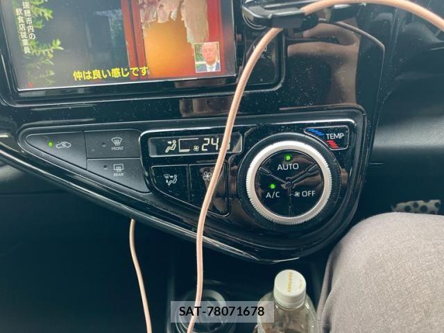 Toyota AQUA 2018-07 8779490-19