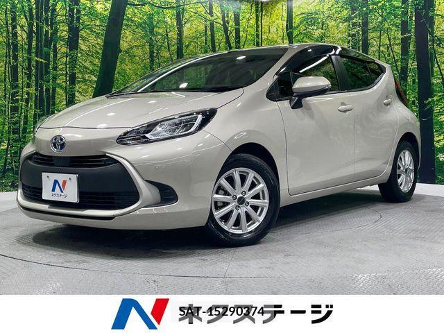 Toyota AQUA 2021-11 8779459-0