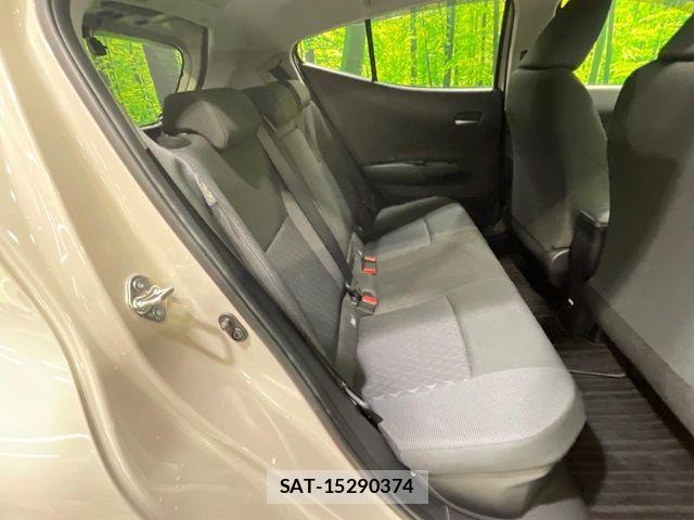 Toyota AQUA 2021-11 8779459-9