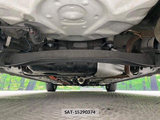 Toyota AQUA 2021-11 8779459-18