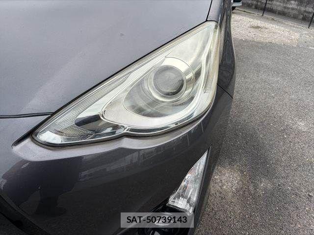 Toyota AQUA 2015-06 8779492-20