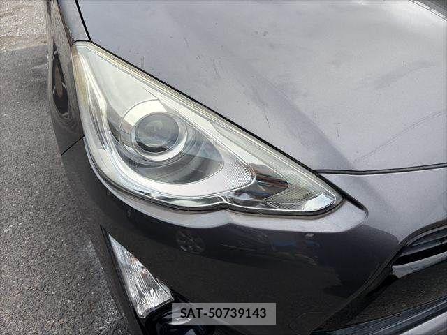 Toyota AQUA 2015-06 8779492-22