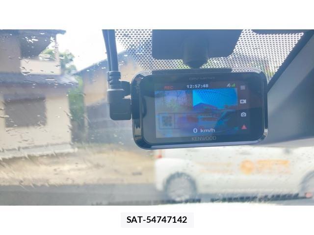 Toyota AQUA 2016-03 8779499-15