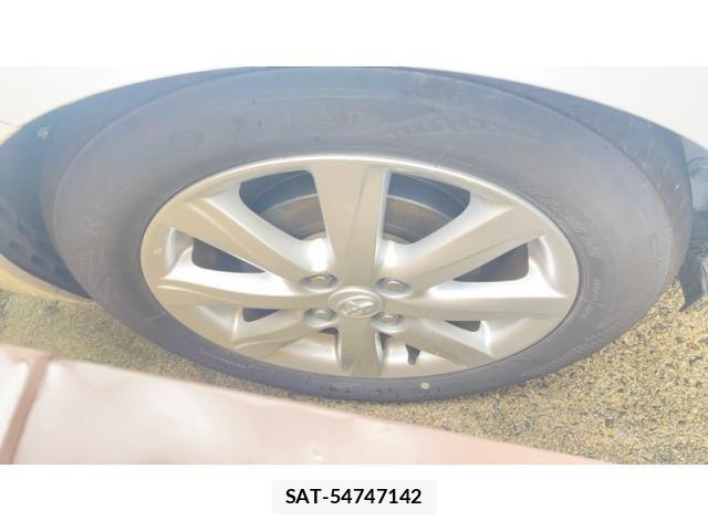 Toyota AQUA 2016-03 8779499-6