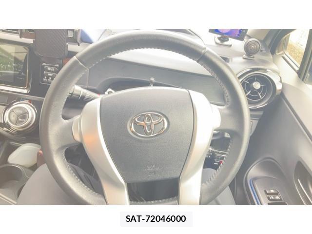 Toyota AQUA 2016-11 8779505-15