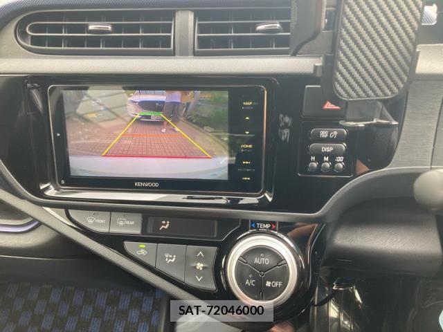 Toyota AQUA 2016-11 8779505-7