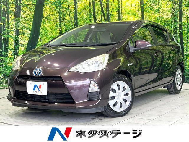 Toyota AQUA 2014-08 8779480-0