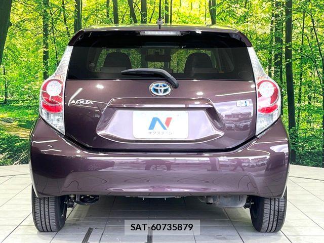 Toyota AQUA 2014-08 8779480-14
