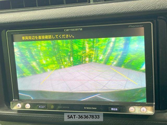 Toyota AQUA 2013-09 8779487-3