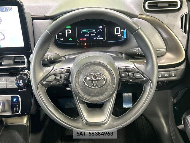 Toyota AQUA 2022-09 8795232-10