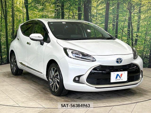 Toyota AQUA 2022-09 8795232-15