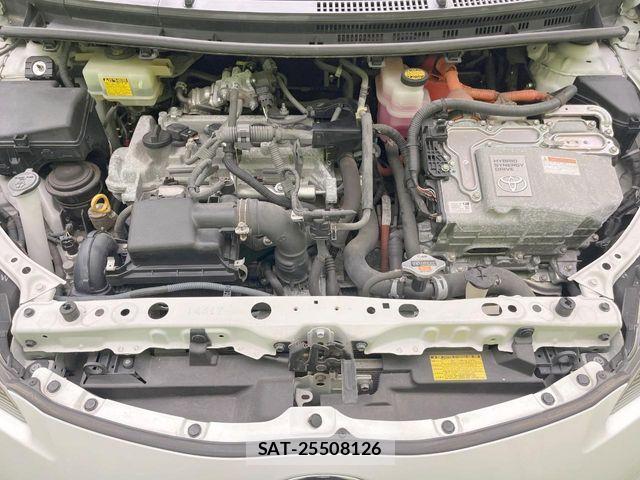 Toyota AQUA 2013-02 8795257-17